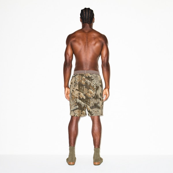 Skims HEAVYWEIGHT FLEECE MENS REALTREE RELAXED SHORT