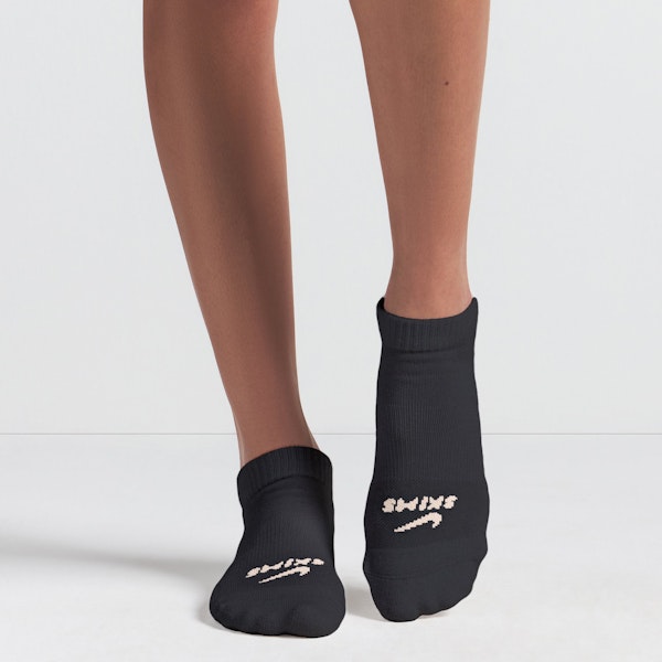 Skims NikeSKIMS ACCESSORIES DRI-FIT ANKLE SOCK 3-PACK