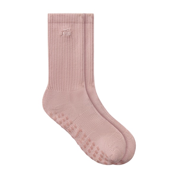 skims NikeSKIMS ACCESSORIES DRI-FIT PILATES GRIP CREW SOCK