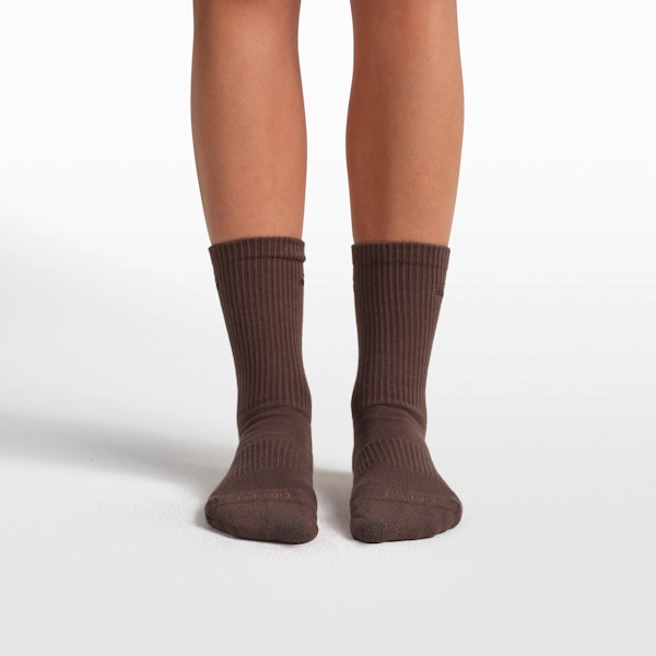 Skims NikeSKIMS ACCESSORIES DRI-FIT PILATES GRIP CREW SOCK