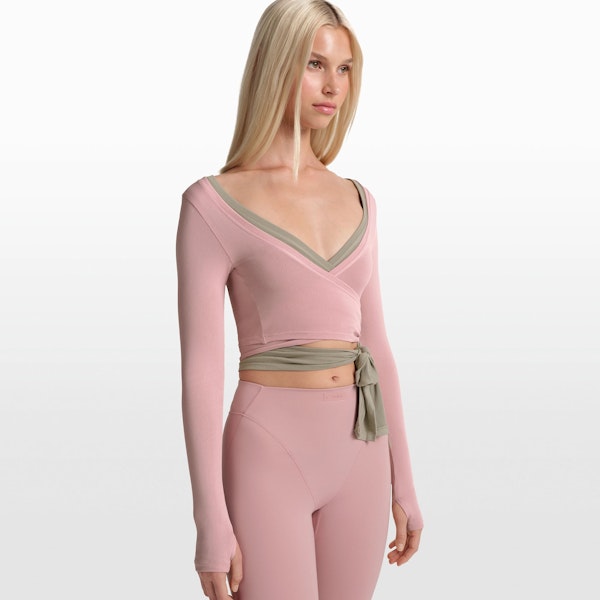 Skims NikeSKIMS STRETCH KNIT WRAP LONG SLEEVE CROPPED TOP