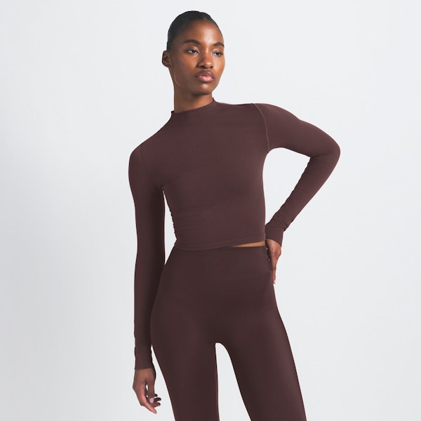 skims NikeSKIMS VINTAGE SEAMLESS MOCK NECK CROP TOP