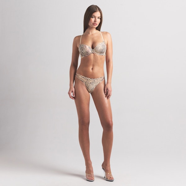 skims FITS EVERYBODY DIPPED FRONT THONG