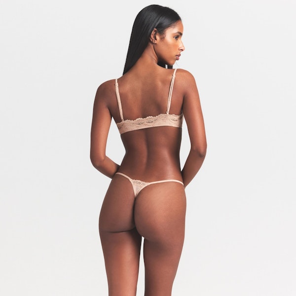 Skims FITS EVERYBODY LACE STRING THONG