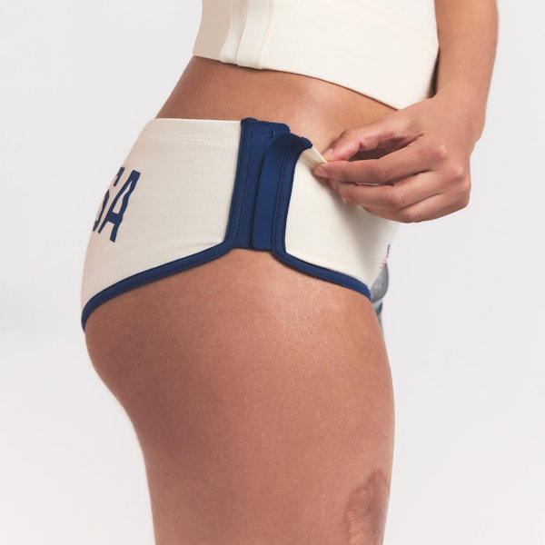 Skims SKIMS FOR TEAM USA COTTON JERSEY PARALYMPIC DOLPHIN BOY SHORT