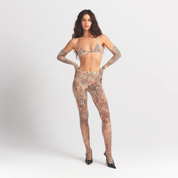 skims MILKY SHEER FOOTED LEGGING