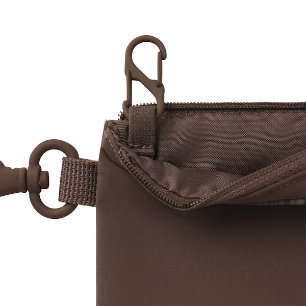 Skims NikeSKIMS ACCESSORIES CLIPPABLE POUCH