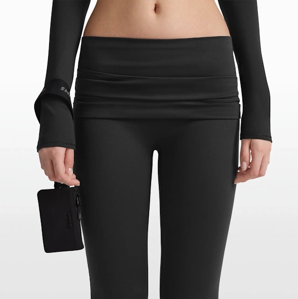 skims NikeSKIMS ACCESSORIES CLIPPABLE POUCH