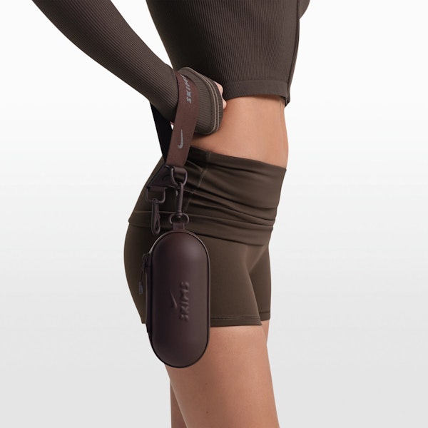 Skims NikeSKIMS ACCESSORIES HARDSHELL GLASSES CASE