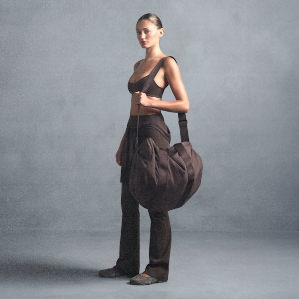 Skims NikeSKIMS ACCESSORIES PUFFER GYM BAG