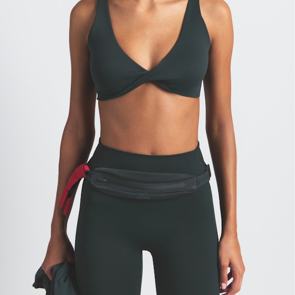 skims NikeSKIMS ACCESSORIES SLIM WAISTPACK