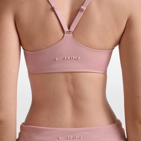 Skims NikeSKIMS MATTE CONTOUR CAMI BRA