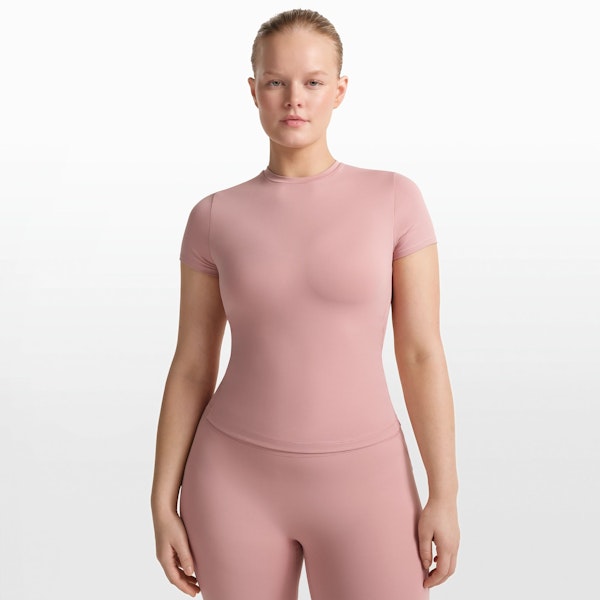 Skims NikeSKIMS MATTE PADDED BABY TEE