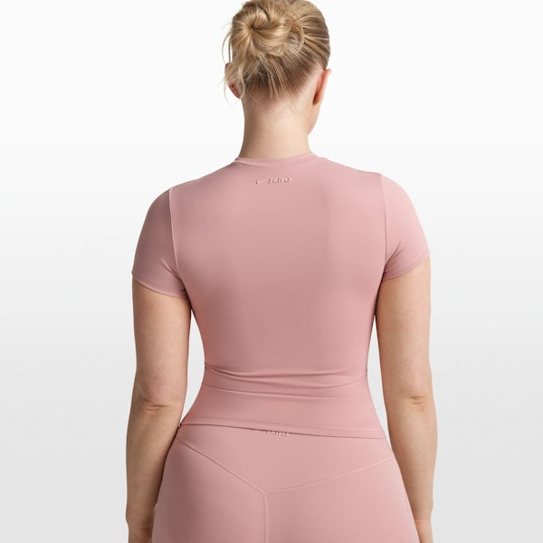 Skims NikeSKIMS MATTE PADDED BABY TEE