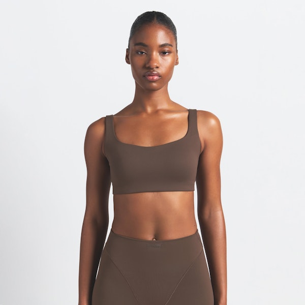skims NikeSKIMS MATTE SCOOP NECK BRA
