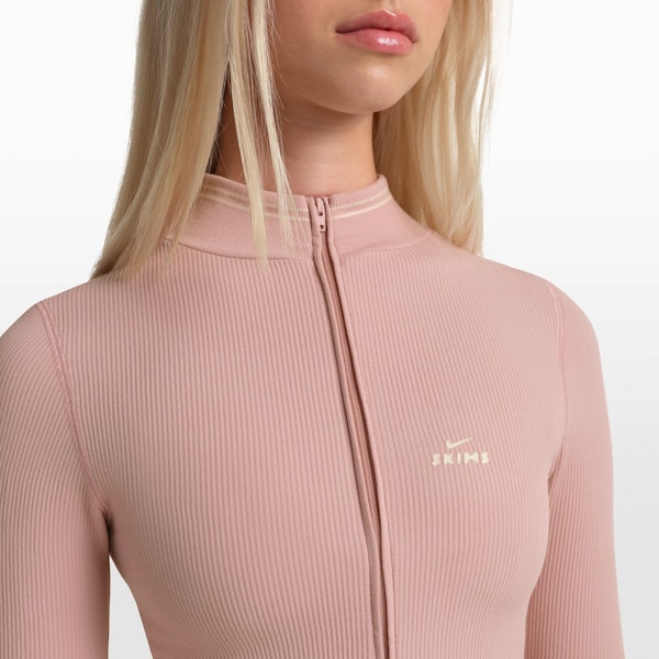 Skims NikeSKIMS RIBBED SEAMLESS ZIP UP CROP JACKET