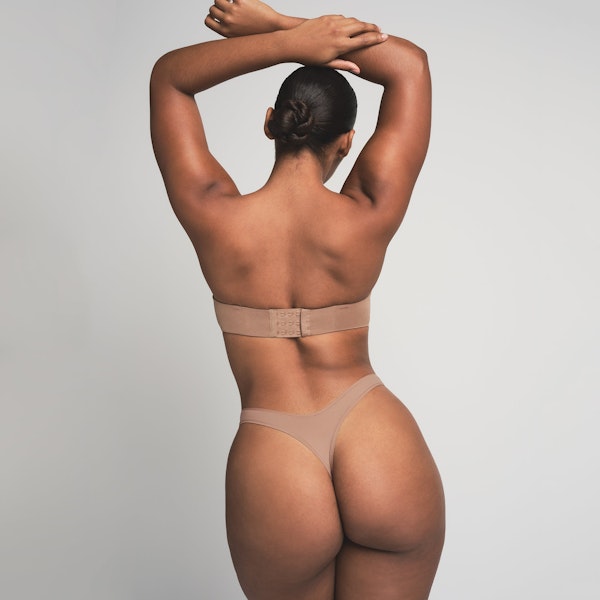 Skims SKIMS ULTIMATE STRAPLESS PUSH-UP BRA