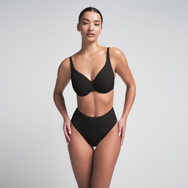 Skims SMOOTHING INTIMATES UNLINED MINIMIZER BRA