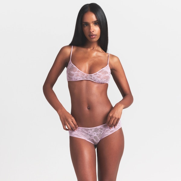 Skims STRETCH LACE SKIMPY SCOOP BRALETTE