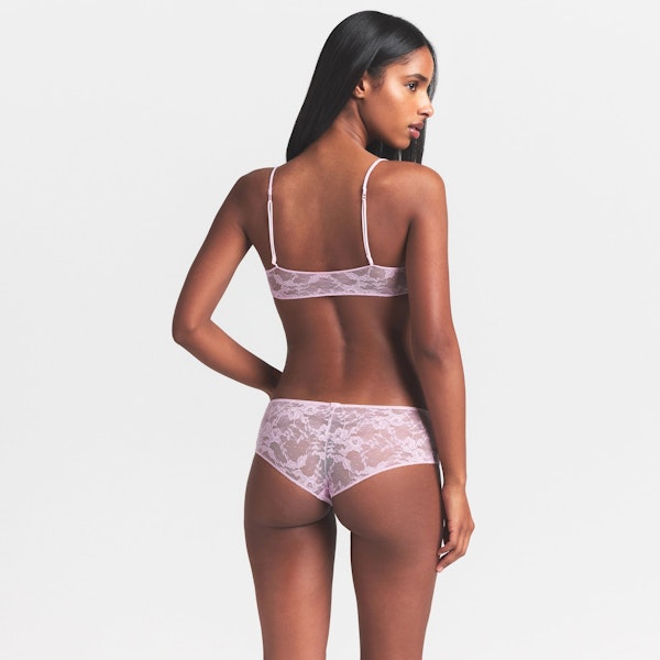 Skims STRETCH LACE SKIMPY SCOOP BRALETTE