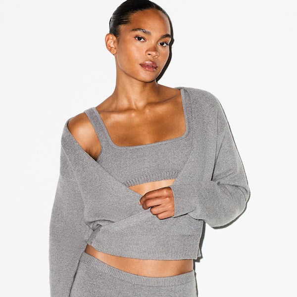 Skims TEXTURED KNIT WRAP SWEATER