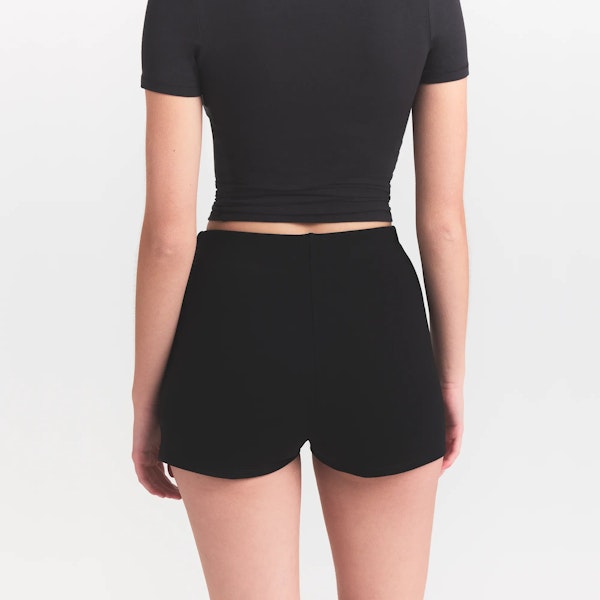 Skims THE ESSENTIAL COLLECTION MINI SKORT