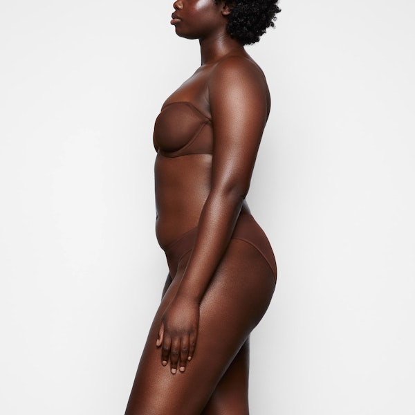 Skims ULTRA FINE MESH STRAPLESS BRA