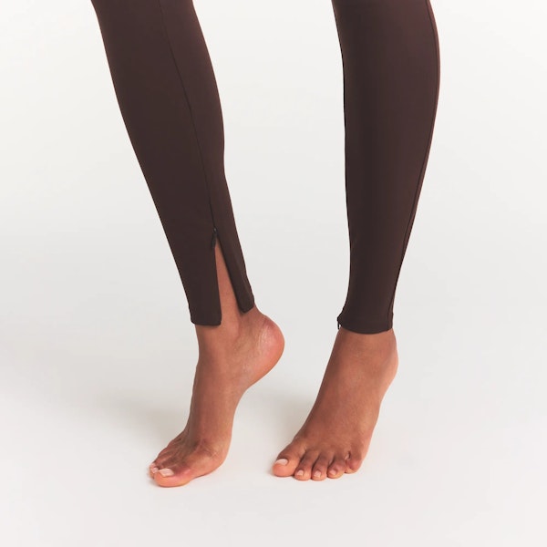 Skims THE ESSENTIAL COLLECTION HIGH-WAISTED LEGGING