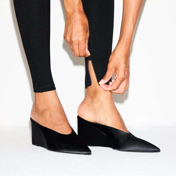 Skims THE ESSENTIAL COLLECTION HIGH-WAISTED LEGGING