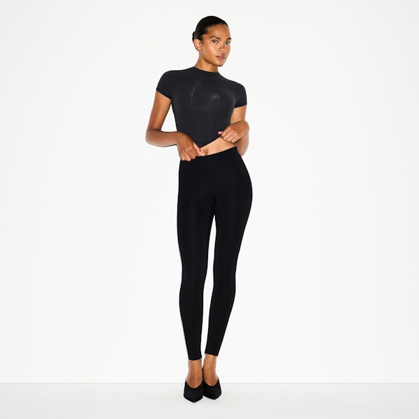 skims THE ESSENTIAL COLLECTION HIGH-WAISTED LEGGING