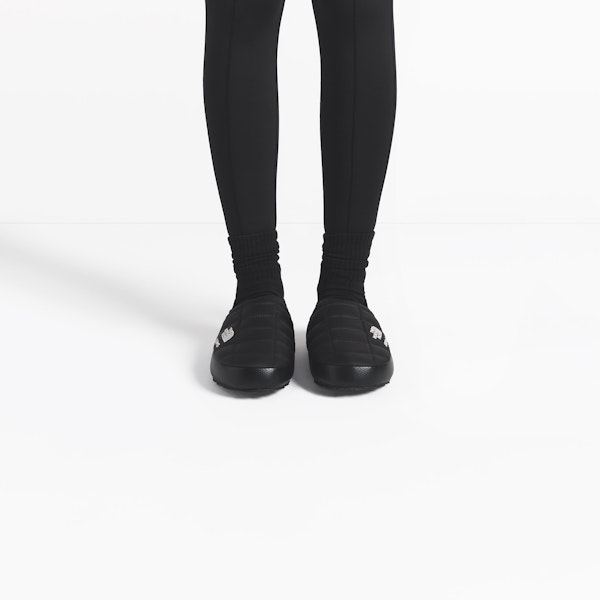 Skims THE NORTH FACE X SKIMS THERMOBALL TRACTION MULE V