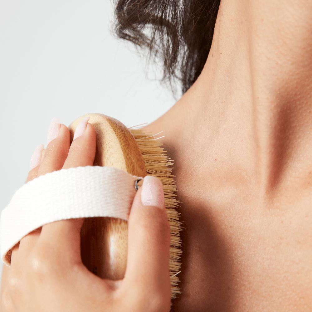 Skin Camp Bamboo Dry Round Brush