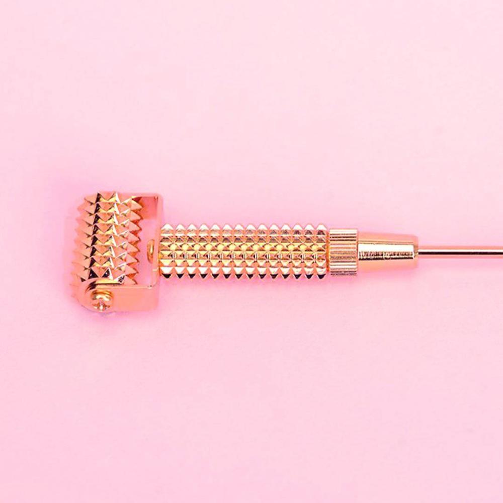 Skin Camp Gold Textured Face Roller & Massager