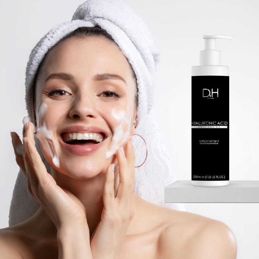 Skin Chemist Dr H Hyaluronic Acid Cleanser 200ml
