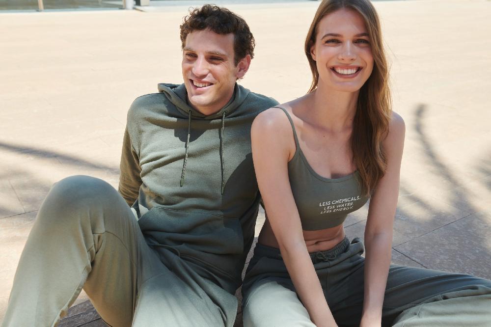 Skinnifit SF531 UNISEX SUSTAINABLE FASHION HOODY - SF