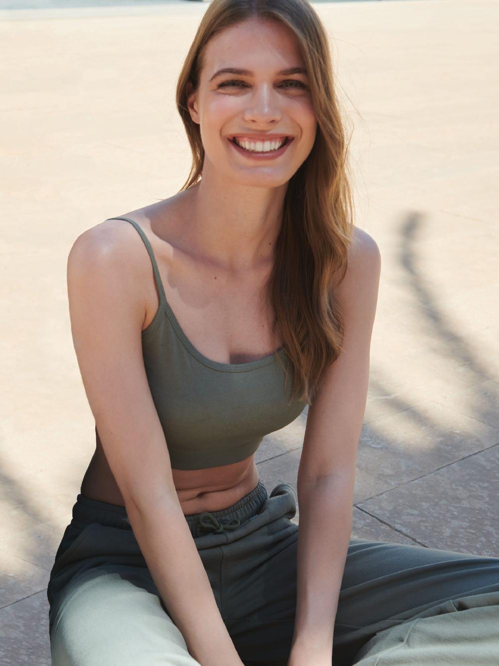 Skinnifit SK230 WOMEN'S SUSTAINABLE FASHION CROPPED CAMI TOP - SF