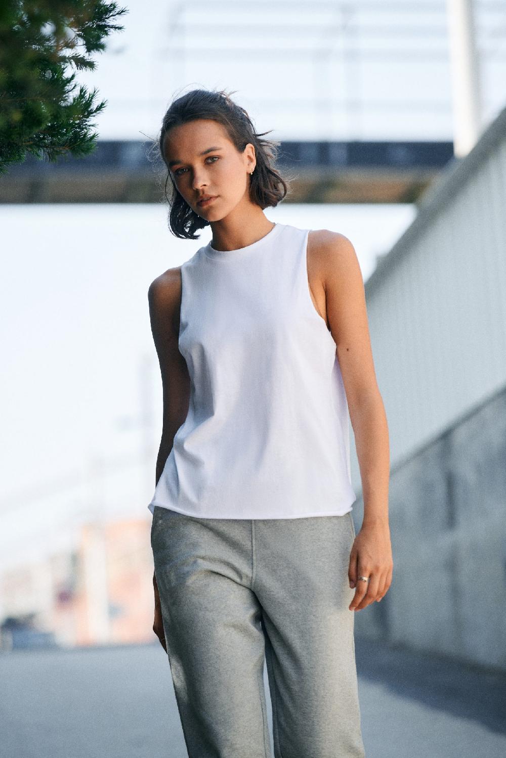 skinnifit SK232 WOMEN'S HIGH NECK SLASH ARMHOLE VEST - SF