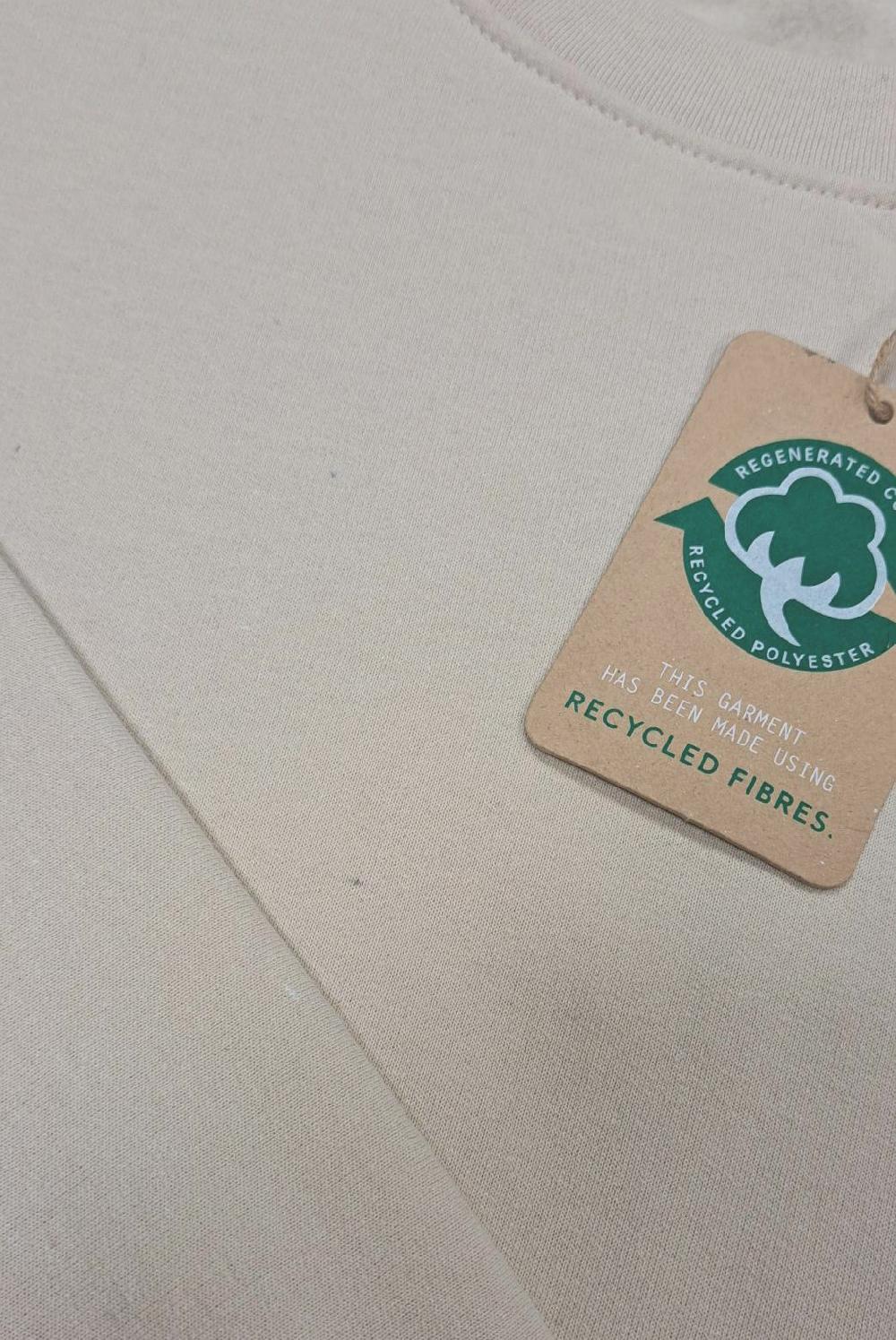 skinnifit SM531 KIDS' SUSTAINABLE FASHION CURVED HEM HOODY - SF