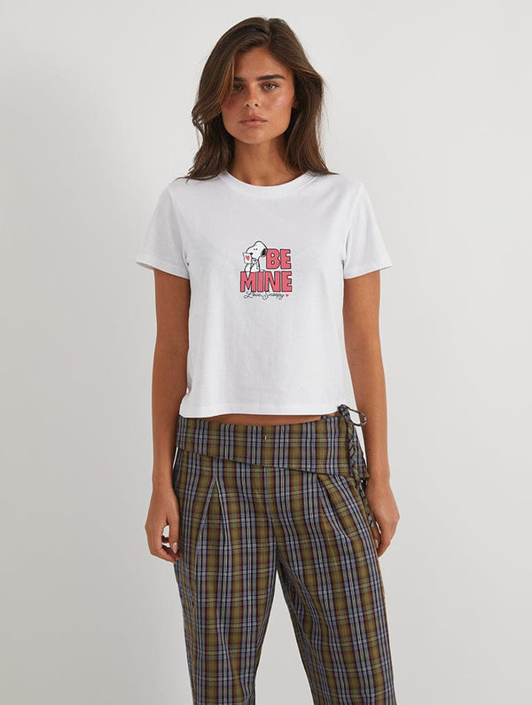 Skinnydip London Peanuts x Skinnydip Snoopy Be Mine Baby T-Shirt In White