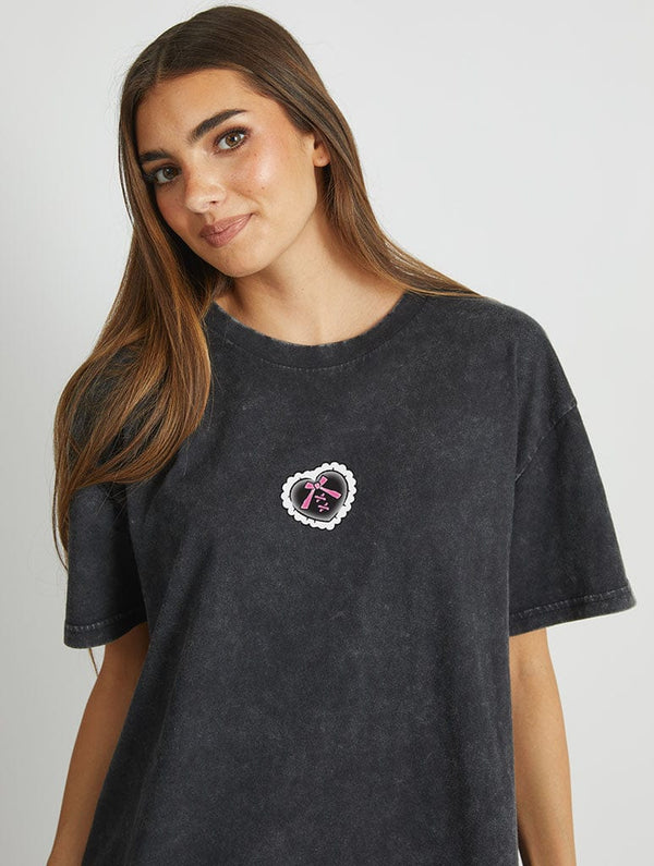 Skinnydip London Kuromi Skull T-Shirt In Acid Wash
