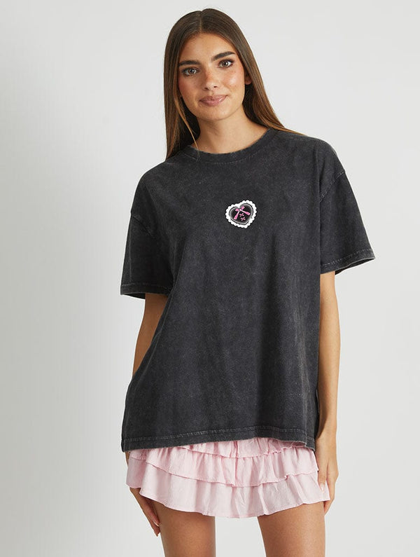 Skinnydip London Kuromi Skull T-Shirt In Acid Wash