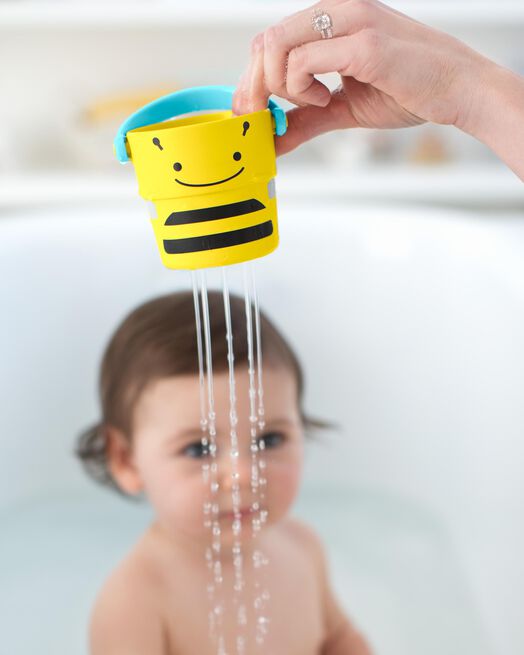 Skip Hop ZOO® Stack & Pour Buckets Baby Bath Toy