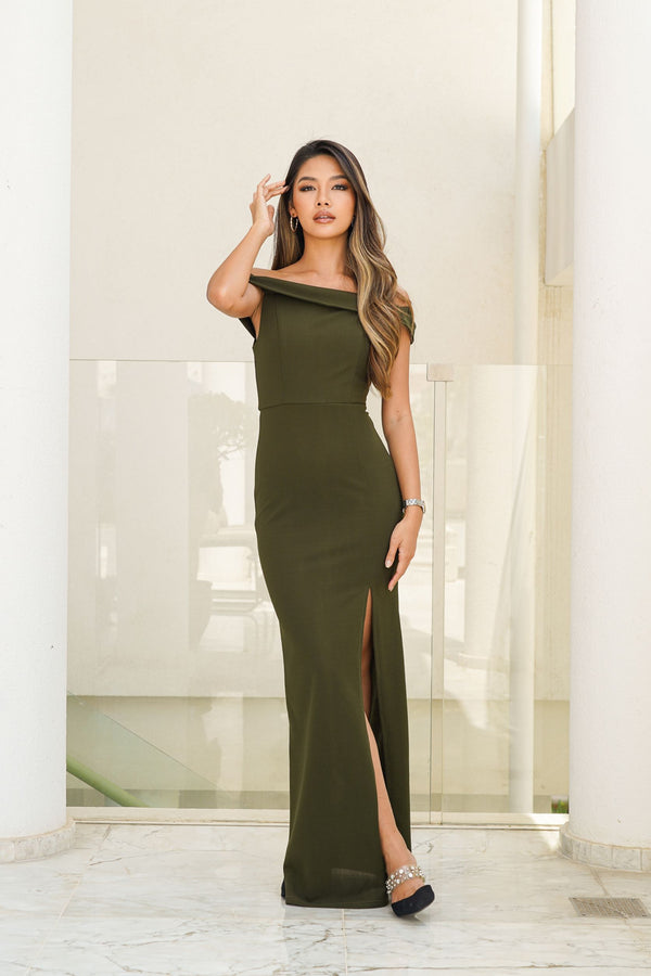 skirt & stiletto Bardot Crepe Maxi Dress with Front Slit