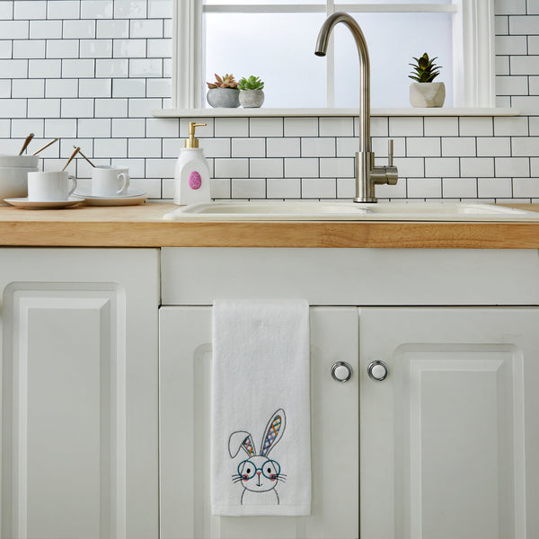 Skl Home Bespeckled Bunny 2-Piece Hand Towel Set White