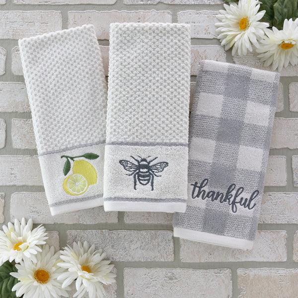 Skl Home Farmhouse Bee 2-Piece Hand Towel Set White
