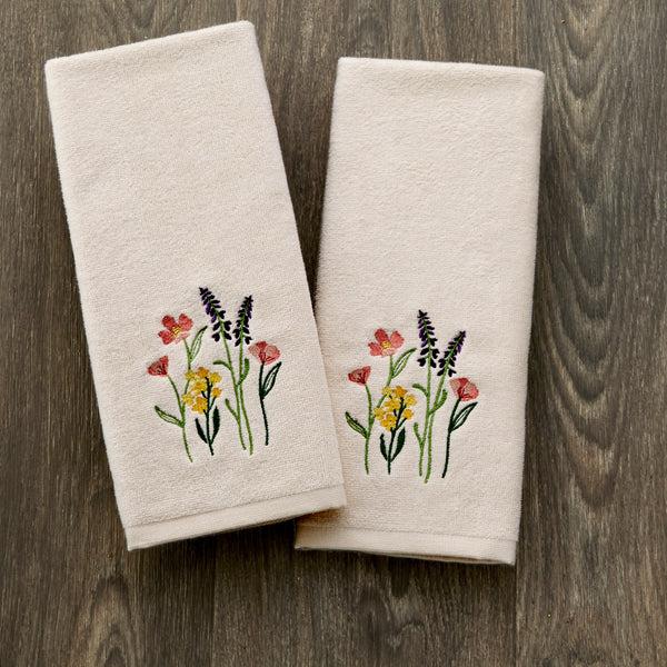 Skl Home Meadow Bouquet 2-Piece Hand Towel Set Natural