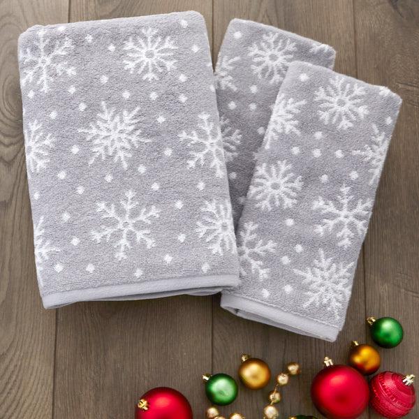 Skl Home Scattered Snowflakes Jacquard Bath Towel Gray