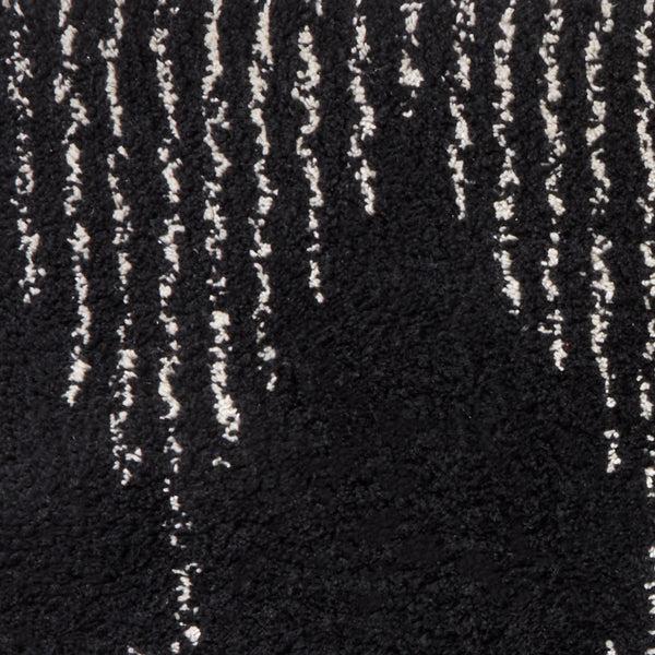 Skl Home Geo Diamond Tufted Rug Black