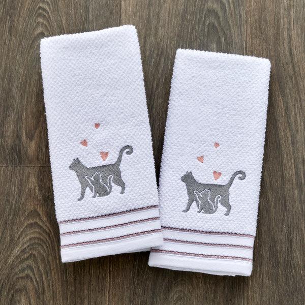 Skl Home Mama Cat 2-Piece Hand Towel Set White