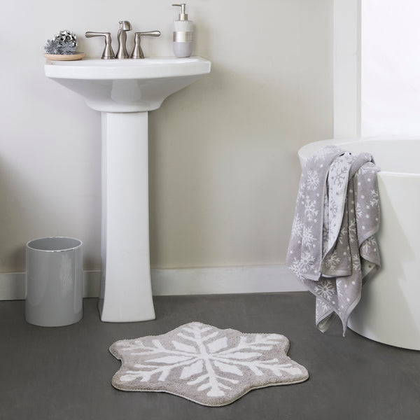 Skl Home Winter Snowflake Tufted Rug Gray